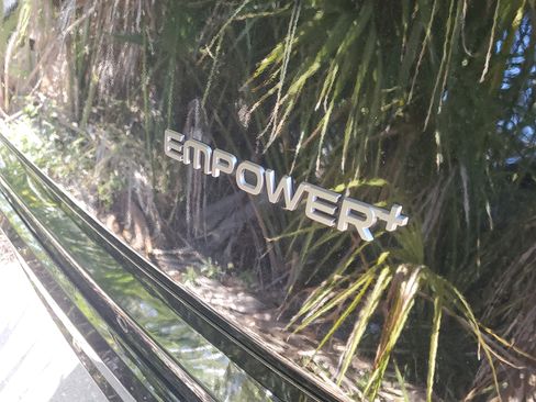 Used 2023 Nissan Ariya FWD image 8