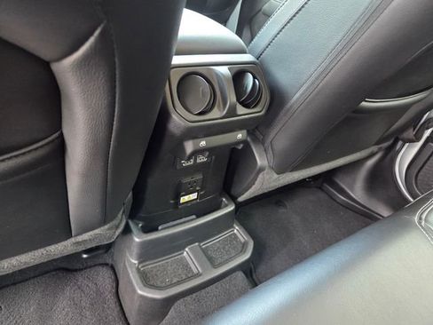 Certified 2023 Jeep Wrangler Unlimited Sahara AWD/4WD image 8