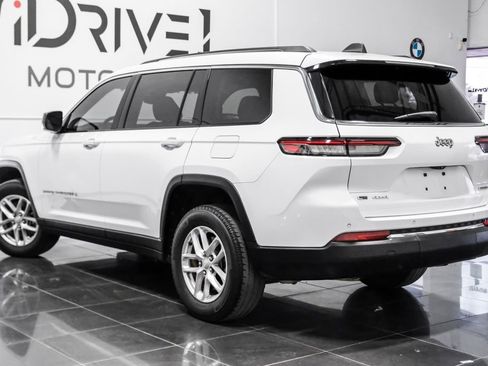 Used 2021 Jeep Grand Cherokee L Laredo w/ Luxury Tech Group I AWD/4WD image 10