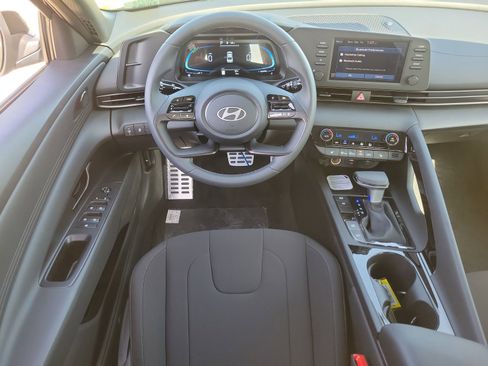 New 2026 Hyundai Elantra SEL Sport Premium FWD image 7