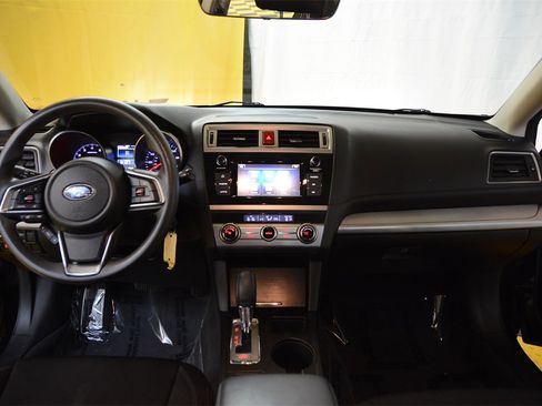 Used 2018 Subaru Legacy 2.5i w/ Alloy Wheel Package image 2