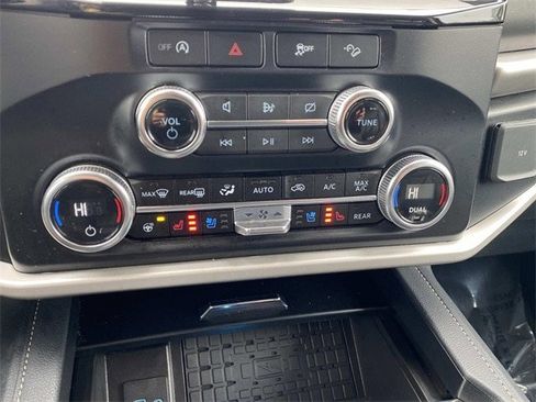 Certified 2024 Ford Expedition Max XLT image 62