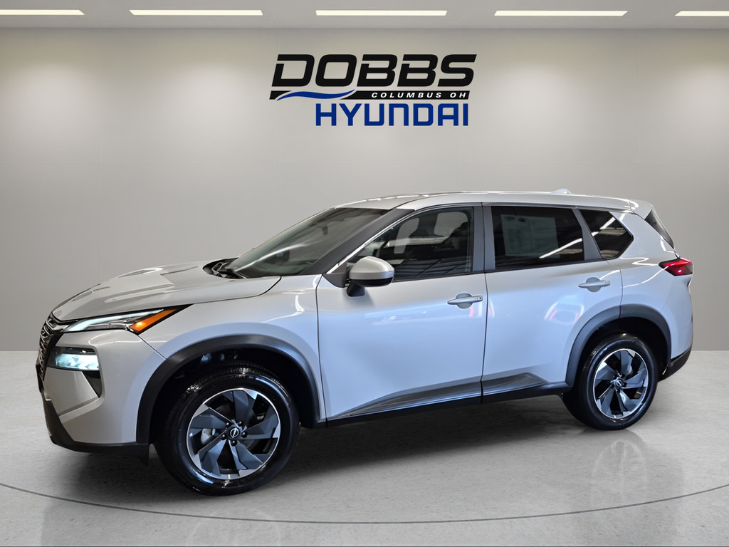 Used 2024 Nissan Rogue SV AWD/4WD image 1