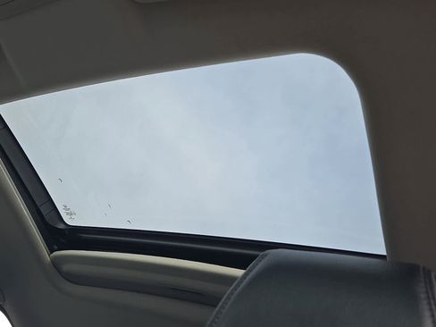 Used 2016 Honda Civic EX-L image 17