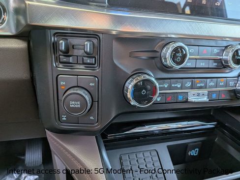 New 2026 Ford F250 King Ranch w/ Chrome Package AWD/4WD image 13