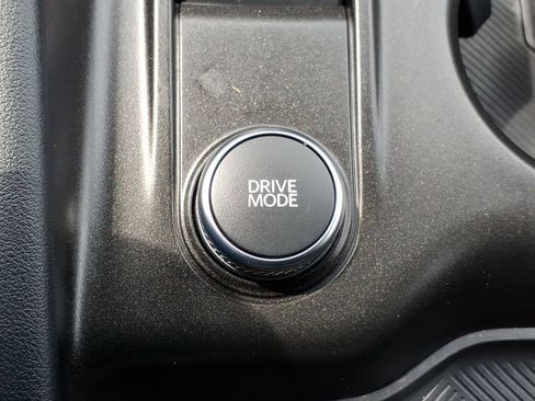 Used 2025 Ford Explorer ST-Line AWD/4WD image 21