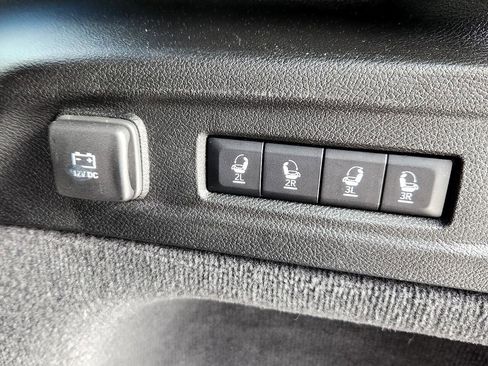 Used 2022 Jeep Grand Cherokee L Overland w/ Luxury Tech Group IV image 33