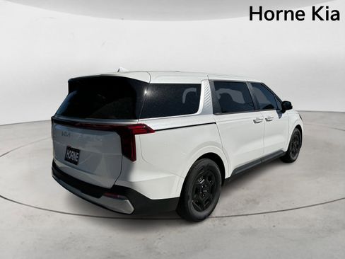 New 2026 Kia Carnival LX image 4