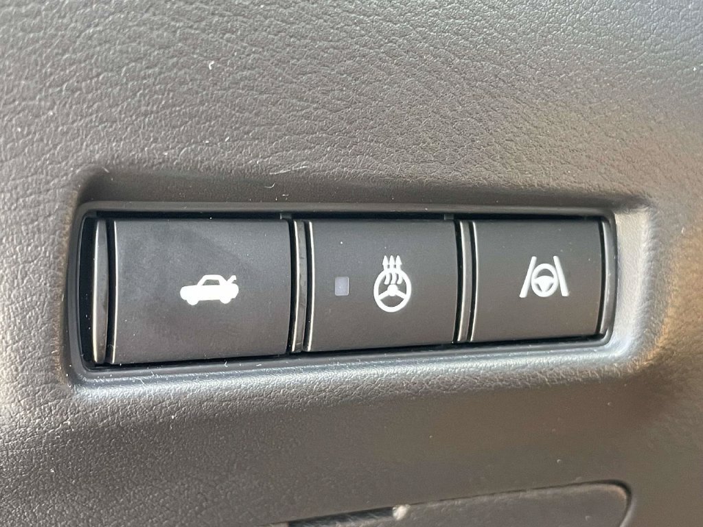 New 2026 Nissan Sentra SR w/ SR Premium Package FWD image 20