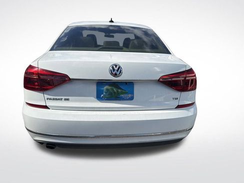 Used 2017 Volkswagen Passat 1.8T SE image 7
