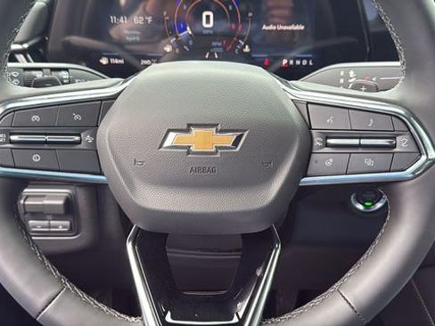 New 2026 Chevrolet Suburban Premier w/ Sun And Tow Package AWD/4WD image 17