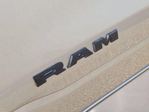 Used 2022 RAM 1500 Big Horn RWD image 12