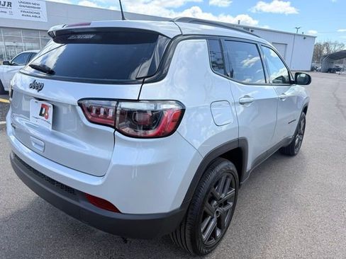 New 2026 Jeep Compass Latitude image 7