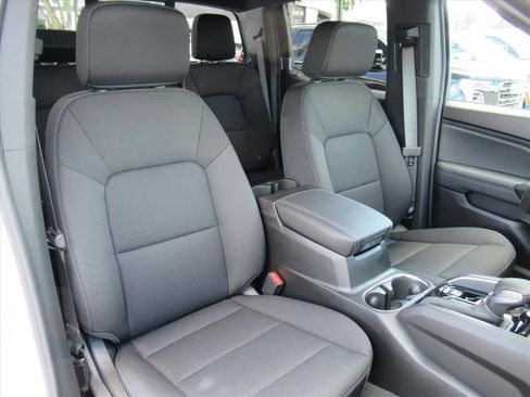 New 2026 GMC Canyon Elevation RWD image 9
