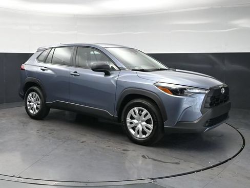Used 2026 Toyota Corolla Cross L FWD image 3