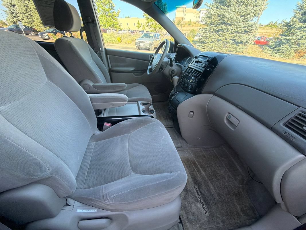 Used 2004 Toyota Sienna CE FWD image 15
