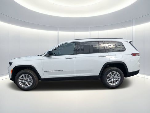 New 2026 Jeep Grand Cherokee L Laredo AWD/4WD image 7