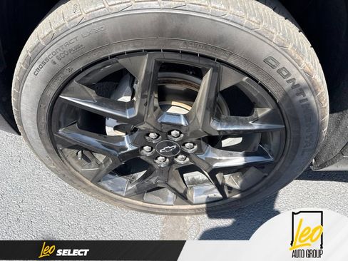 Used 2024 Chevrolet Traverse RS w/ LPO, Floor Liner Package AWD/4WD image 5