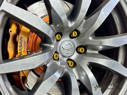 Used 2013 Nissan GT-R Premium AWD/4WD image 52