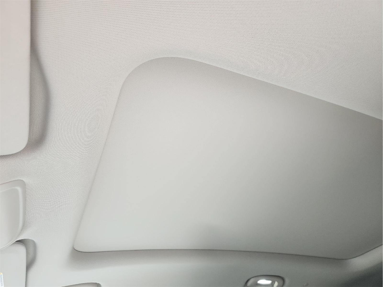 Used 2023 Buick Envision Avenir AWD/4WD image 25