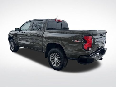 Used 2023 Chevrolet Colorado LT w/ LT Convenience Package II image 3