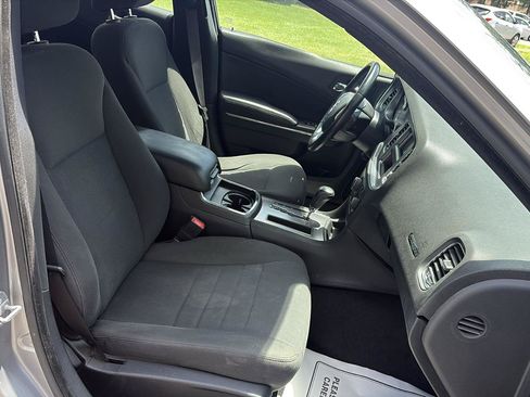 Used 2014 Dodge Charger SE w/ Sport Appearance Group RWD image 17