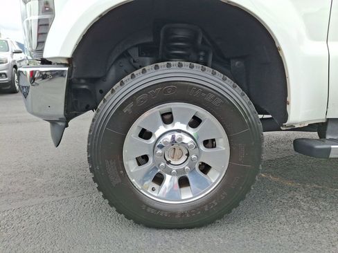 Used 2010 Ford F350 4x4 Crew Cab Super Duty image 26