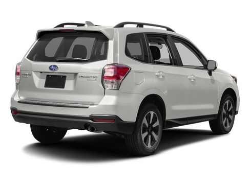 Used 2017 Subaru Forester 2.5i Limited AWD/4WD image 2