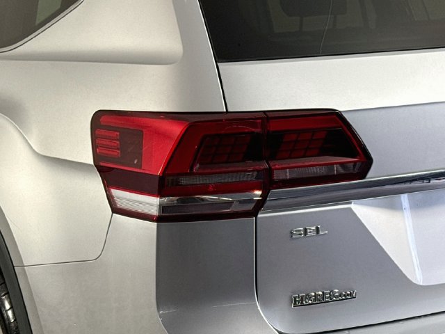 Used 2019 Volkswagen Atlas SEL AWD/4WD image 35