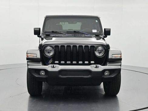 Used 2023 Jeep Wrangler Sport AWD/4WD image 2