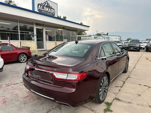 Used 2019 Lincoln Continental Select w/ Continental Climate Package AWD/4WD image 7