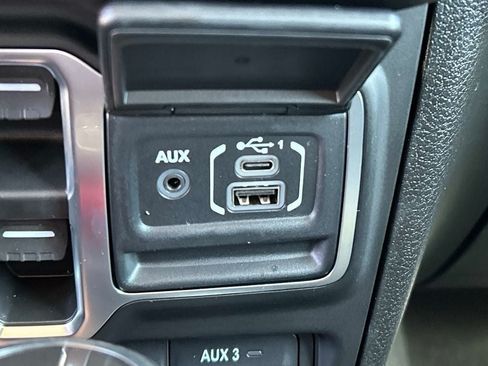 New 2026 Jeep Gladiator Sport AWD/4WD image 11