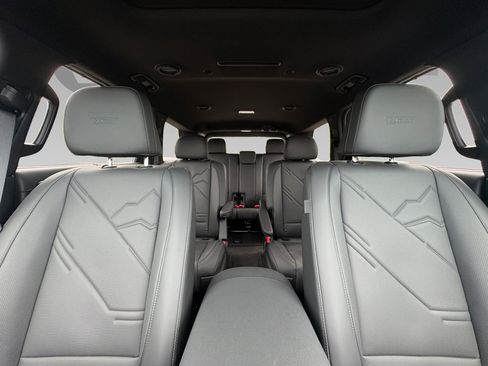 New 2026 Hyundai Palisade XRT Pro image 2