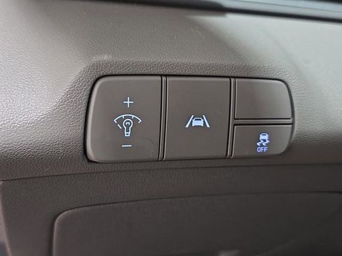 Certified 2023 Hyundai Elantra SEL image 20