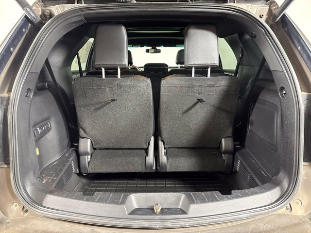 Used 2016 Ford Explorer Platinum AWD/4WD image 22