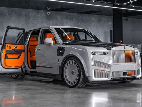 Used 2026 Rolls-Royce Cullinan AWD/4WD image 11