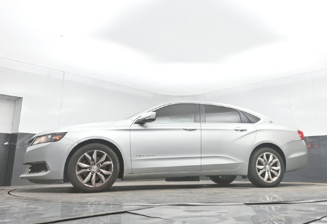 Used 2016 Chevrolet Impala LT FWD image 30