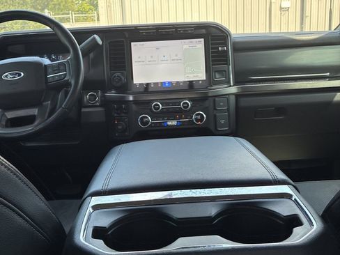 Used 2023 Ford F250 Lariat w/ Lariat Ultimate Package AWD/4WD image 22