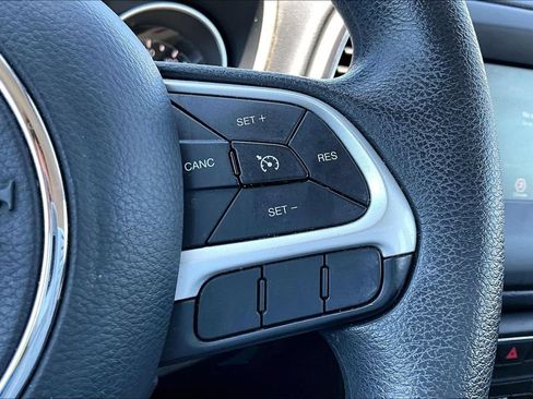 Used 2019 Jeep Compass Sport AWD/4WD image 17