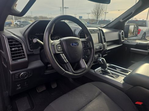 Used 2019 Ford F150 XLT w/ Equipment Group 302A Luxury image 11