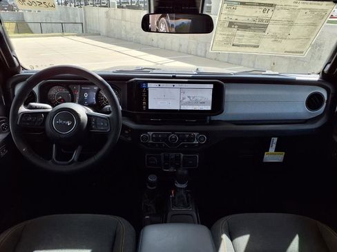 New 2025 Jeep Gladiator Sport image 8