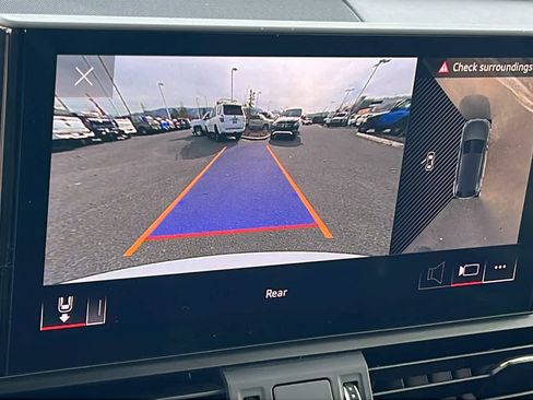 Used 2021 Audi Q5 Premium Plus w/ Premium Plus Package image 16