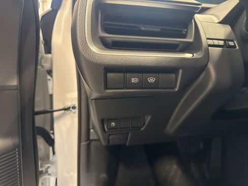 New 2026 Toyota Prius LE image 15