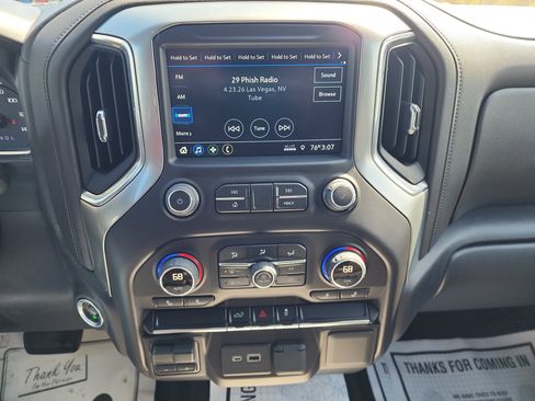 Used 2022 Chevrolet Silverado 2500 LT w/ Convenience Package AWD/4WD image 13