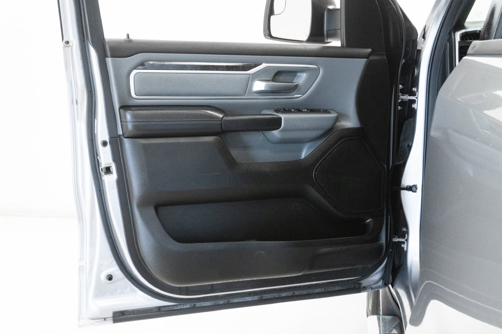 Used 2023 RAM 1500 Big Horn AWD/4WD image 10