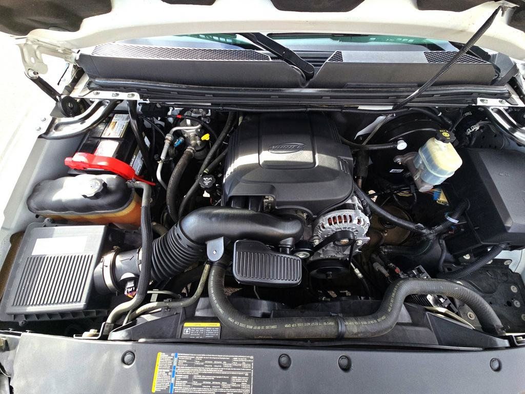Used 2008 GMC Sierra 1500 Denali AWD/4WD image 32
