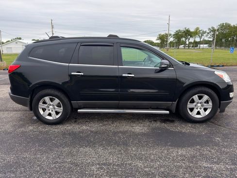 Used 2011 Chevrolet Traverse LT w/ LPO, 'HIT The Road' Package AWD/4WD image 6