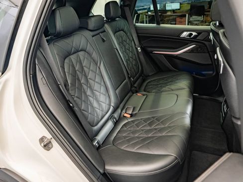 Used 2024 BMW X5 xDrive40i w/ Premium Package AWD/4WD image 45