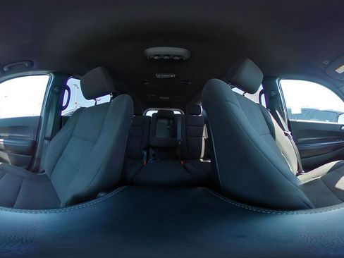 Used 2024 Dodge Durango SXT image 36