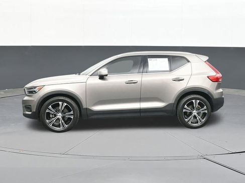 Used 2021 Volvo XC40 T5 Inscription w/ Protection Package Premier image 8
